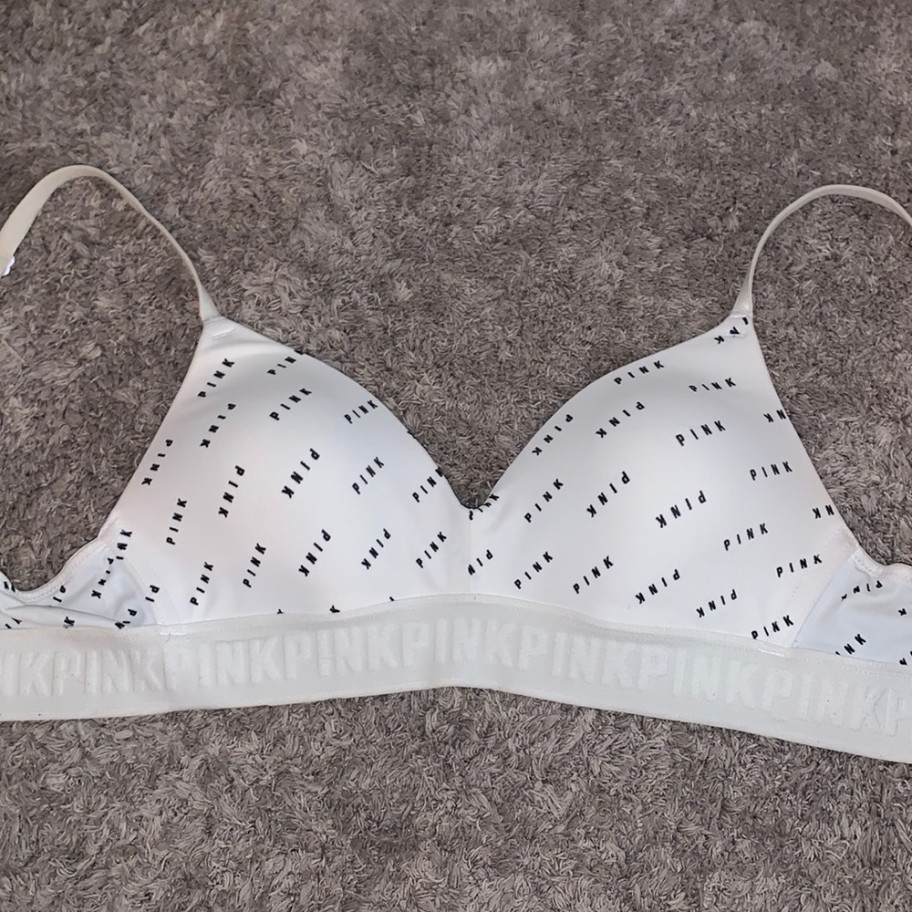 Like new, Victoria secret PINK bra